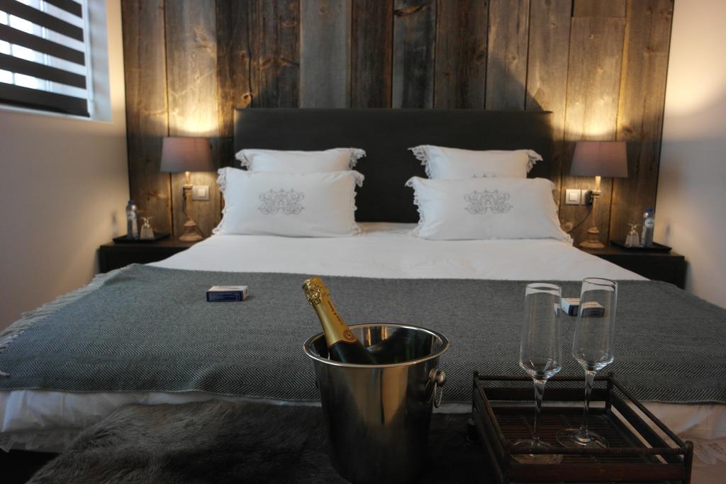 B&B Sixteen Bruges Room photo